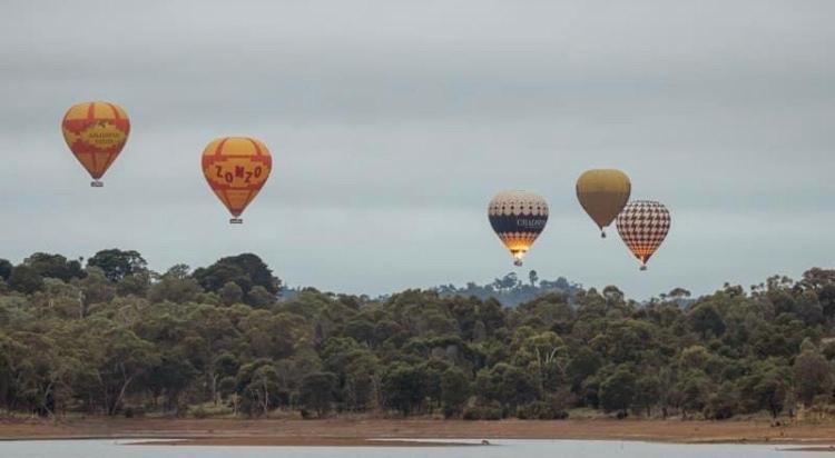 The Yarra Valley Couple Escape 야라글렌 외부 사진
